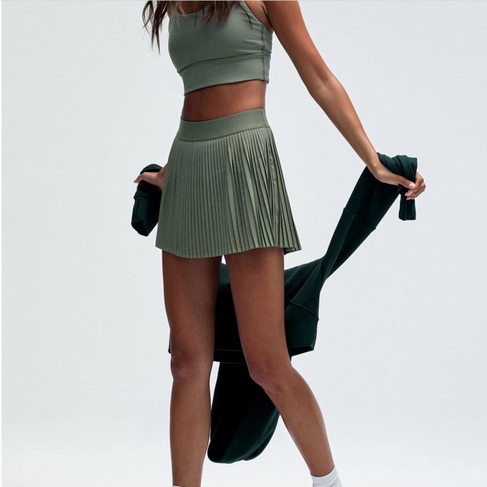 Lululemon Athletica BNWOT Varsity High-Rise Pleated Tennis Skirt 6